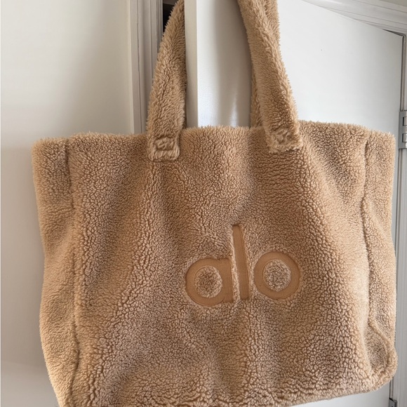 ALO Yoga Handbags - ALO Yoga Sherpa Tote in Tan